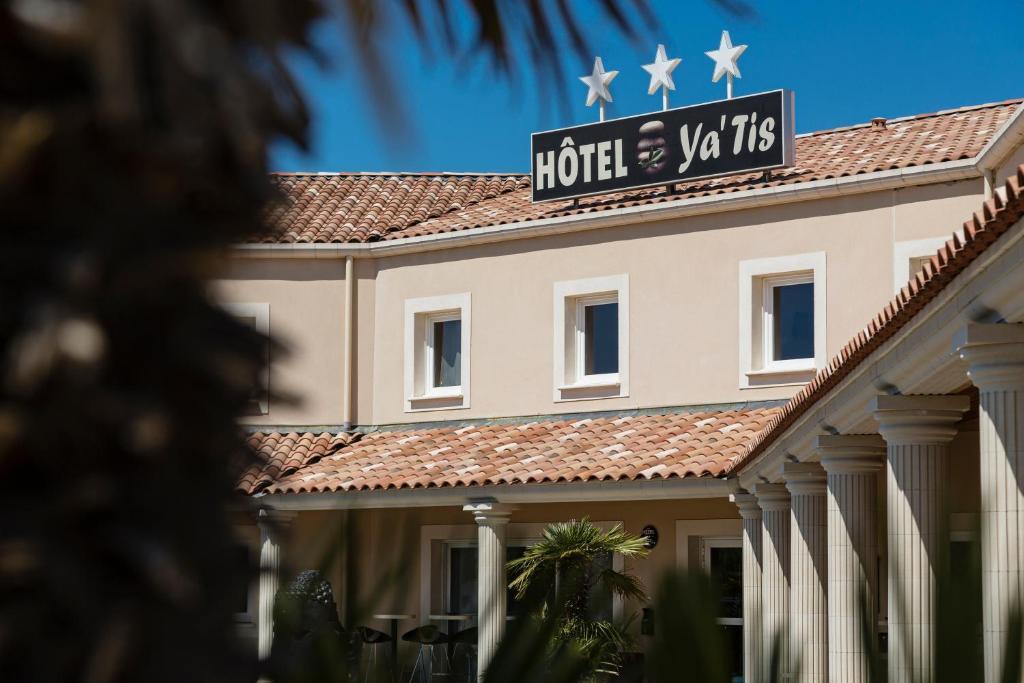 Le Ya'Tis Otel Saint-Laurent-des-Arbres Dış mekan fotoğraf